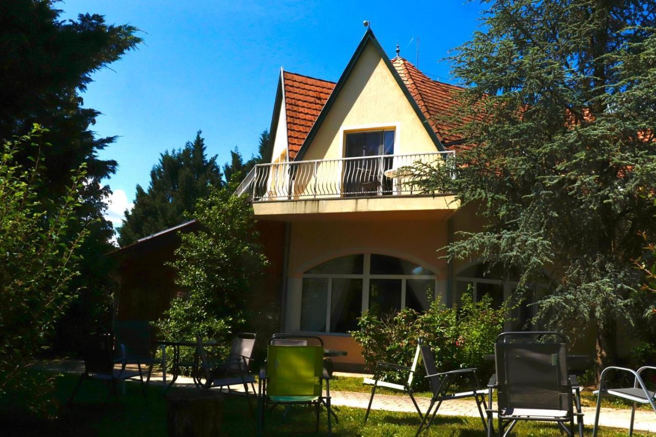 Hotel Wagner Panzio Cserszegtomaj Esterno foto