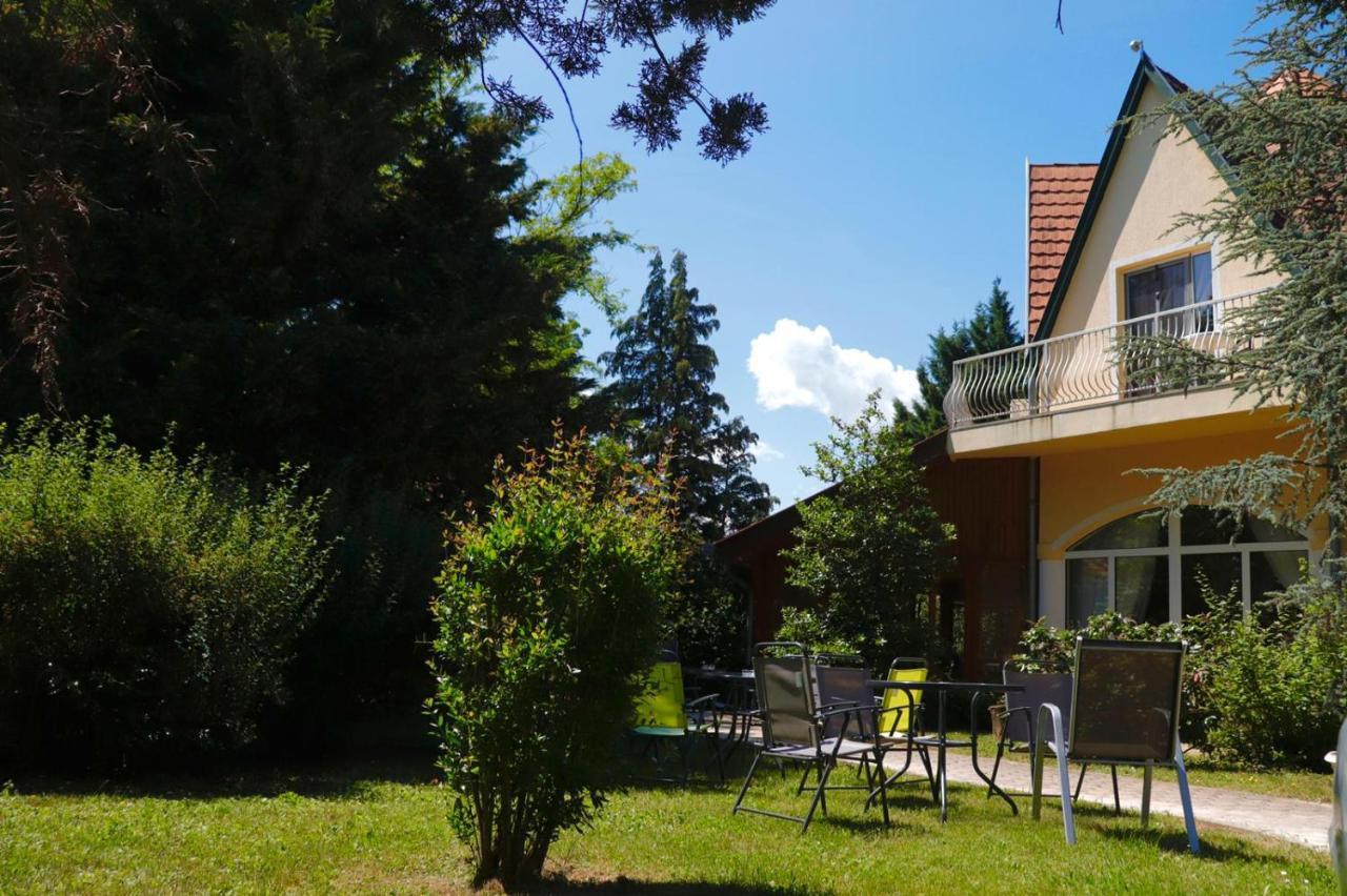 Hotel Wagner Panzio Cserszegtomaj Esterno foto